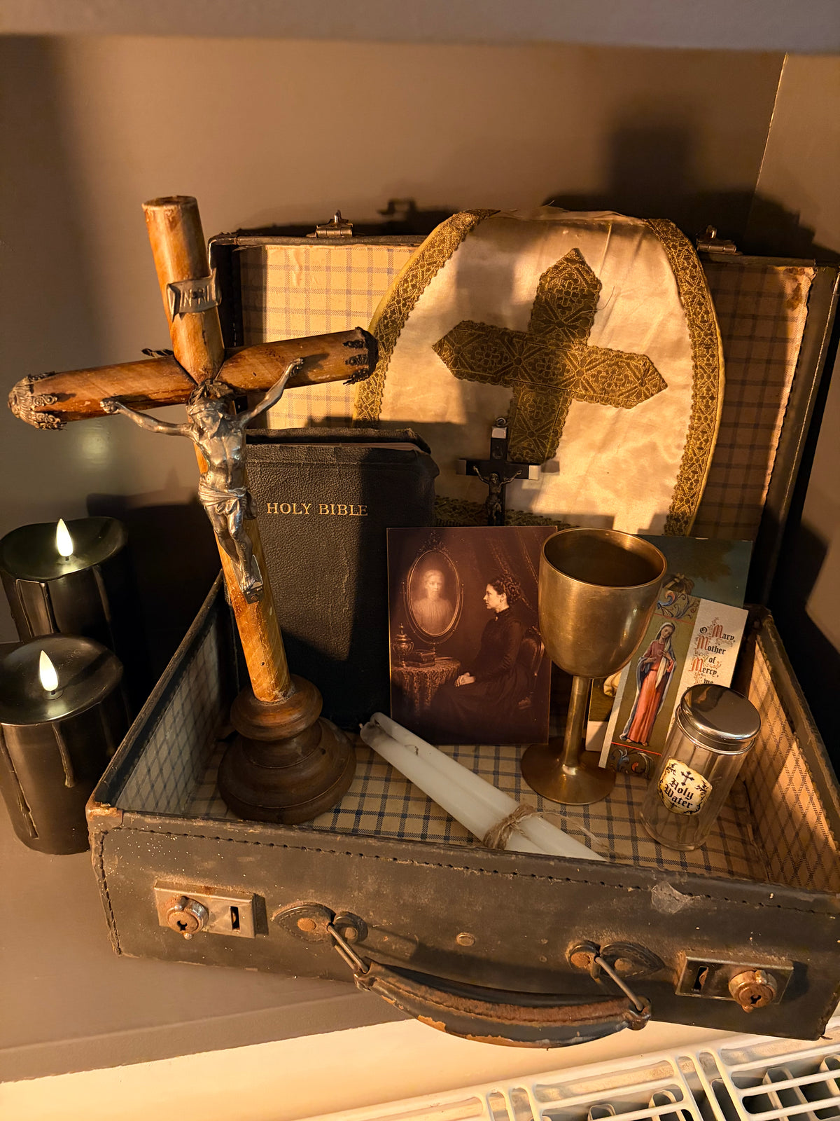 Vintage Exorcism Kit No.003