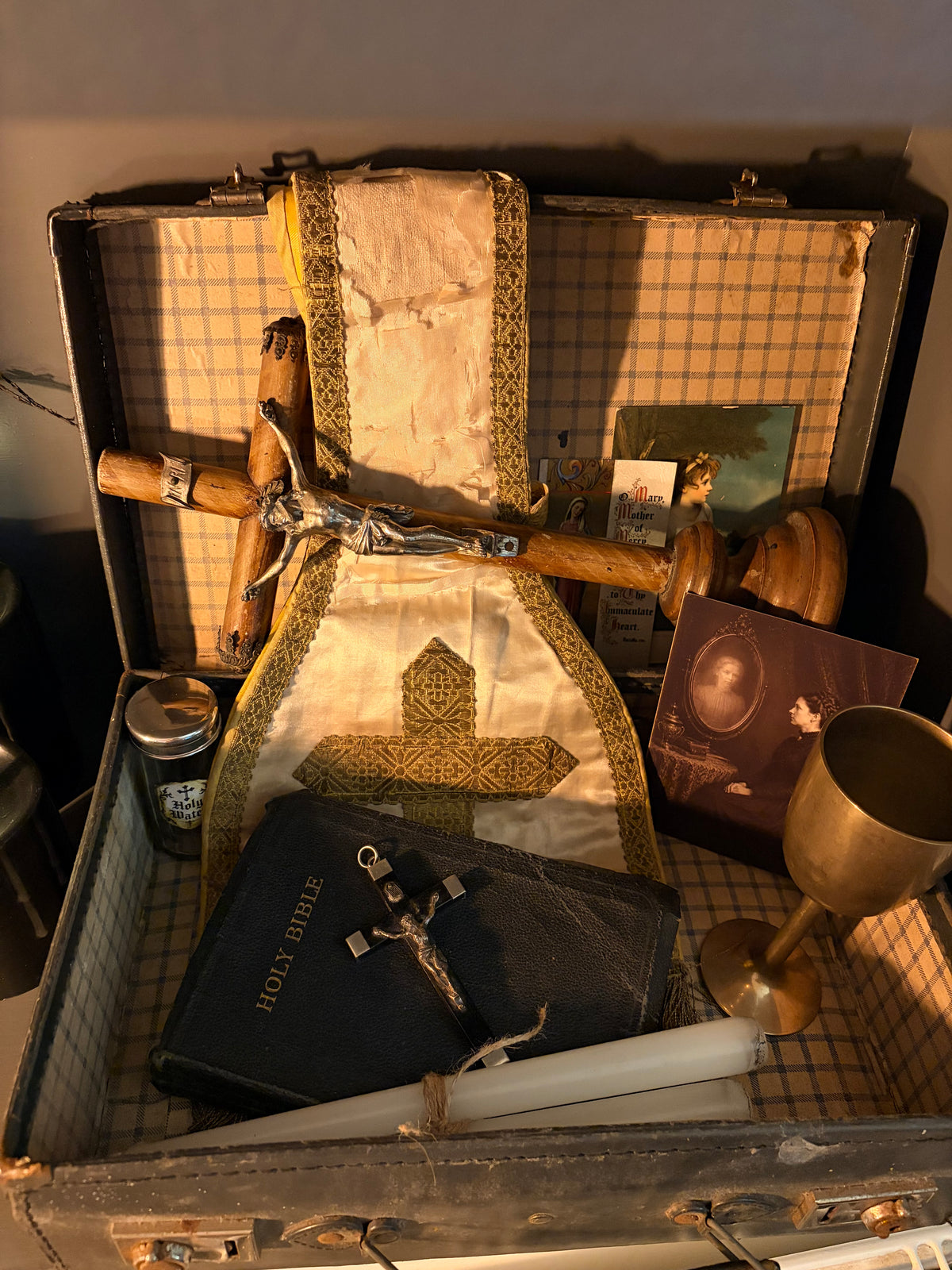 Vintage Exorcism Kit No.003